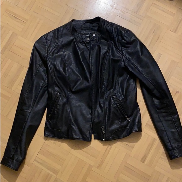 Leather jacket - Picture 2 of 3